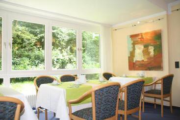 آپارتمان Apparthotel Bad Godesberg