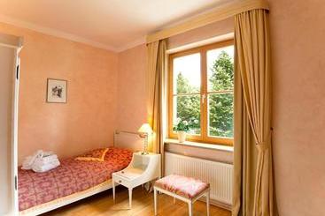 هتل Residenz Hohenzollern