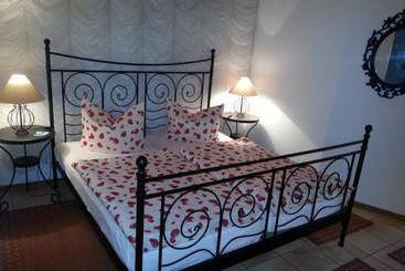 Bed and Breakfast Pension Katrin