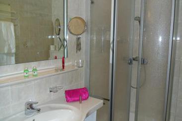 בית מלון כפרי Rose