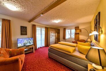 Hotel Sonneneck Titisee  Adults Only