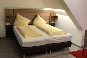 Majatalo Gasthaus Hotel Löffelschmiede