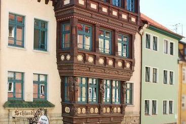 ペンション Altstadthotel Garni Schlundhaus & Rautenkranz