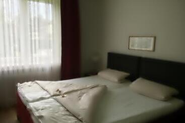 Central Hotel Troisdorf