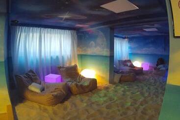 호텔 Hellers Twenty Four Ii  24h Check In