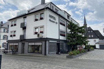 Отель Hessischer Hof