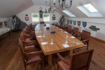 Отель Johanniter-