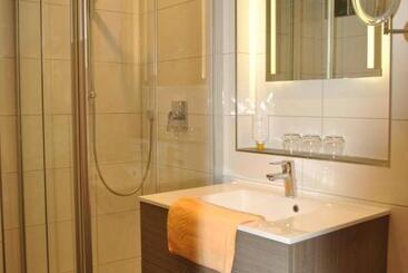 בית מלון כפרי Landgasthof Goldener Pflug