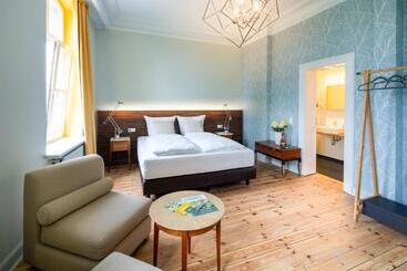 Stuckhotel Fettehenne