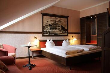 ホテル Bb Bahnhof Bertsdorf