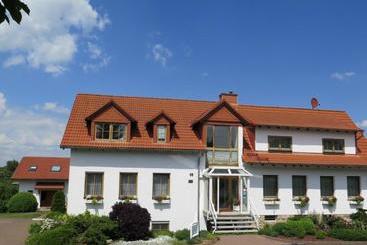 בית מלון כפרי Erfurtblick