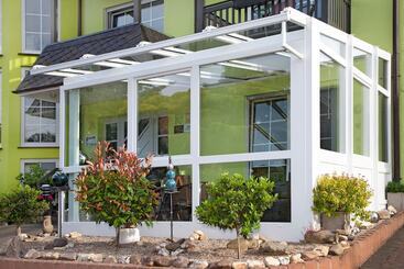 Moselhotel Weinhaus Simon ``sauna``restaurant``eladesäule