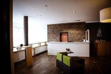 Отель Rheinhessen Inn Gmbh