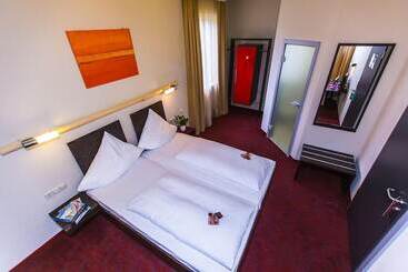 Отель Speyer Am Technik Museum