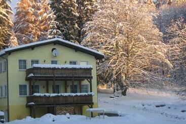 ホテル Feriendorf Waldfrieden