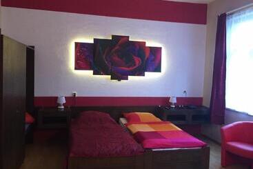 فندق Weinhaus Eberitzsch Gmbh