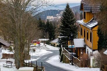 בית מלון כפרי Zur Deutschen Eiche