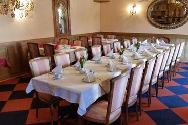 ホテル Dorfschenke