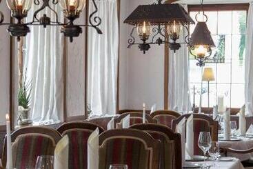 Отель Restaurant Arneggers Adler