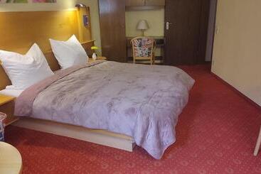 פנסיון Freihof