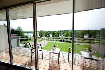 リゾートホテル See