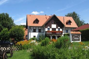 Gościniec Nowa Wioska - Walbrzych