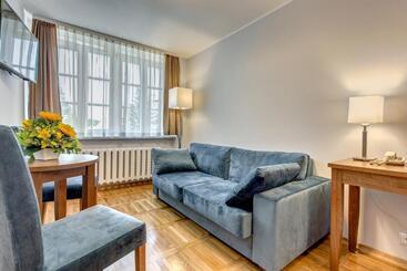 فندق Przy Oślej Bramie   Zamek Książ