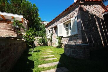 בית מלון כפרי Lunaria Guest House