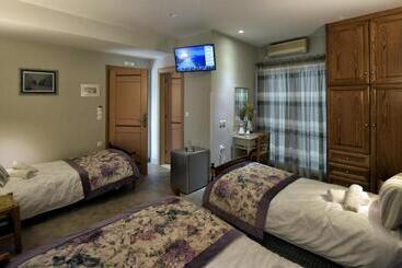 بنسيون Tassos Rooms