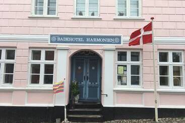 Badehotel Harmonien
