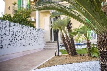 Room In B&b   Exclusive Room In B&b