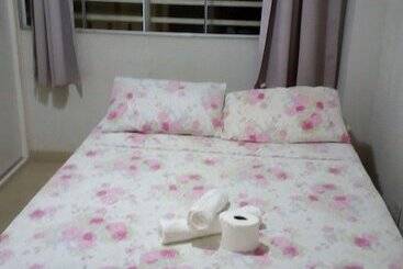 בית מלון כפרי Pousada Confort Home Brasília