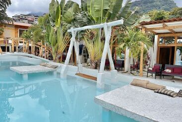 فندق Sababa Resort