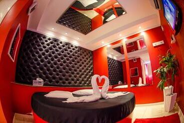 Motel Paradiso Fantasy   Adults Only