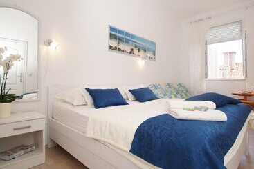 펜션 Guesthouse Old Town