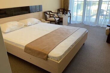 פנסיון Iva Guest House