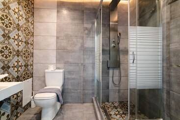 پانسیون Jacksons Luxury Suites