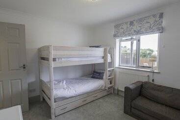 بيت ريفى Raleigh House