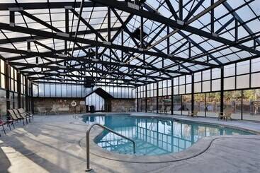 کلبه Sun Sational View #245