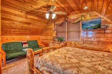 کلبه Tennessee Treasure #232