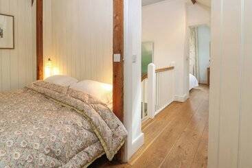 Сельский дом The Cart Barn