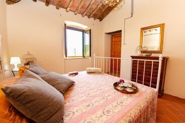 קוטג'' Tuscan Style Stone House With Private Pool And Wifi