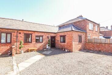 Clwyd Cottage