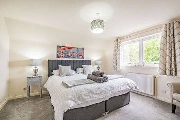 קוטג'' Falla Farmhouse