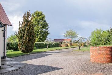 Orchard Cottage
