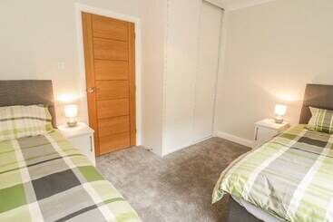 茅舍 Sannans Lodge