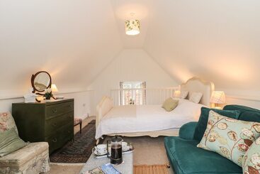 Сельский дом The Studio