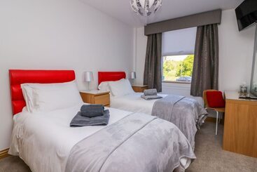 بيت ريفى Ty R Orsaf