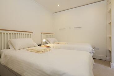 بيت ريفى 1 The Salcombe