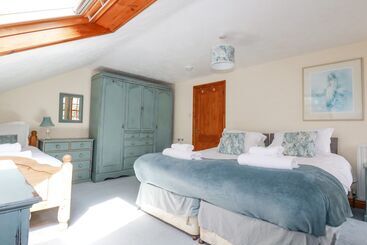 بيت ريفى Beggars Roost